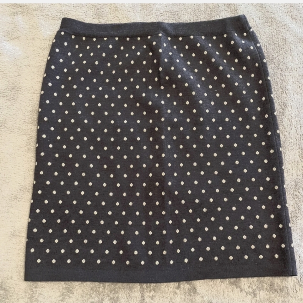 Club Monaco Wool Knit Mini Skirt in Navy Blue & White Polka Dots, Size Large